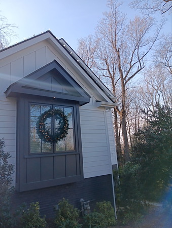 When Should You Book Christmas Light Installation in Charlottesville?