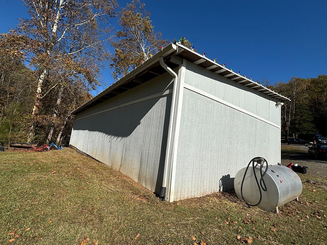 Shipman, VA Christmas Lights Installation and Pressure Washing Project